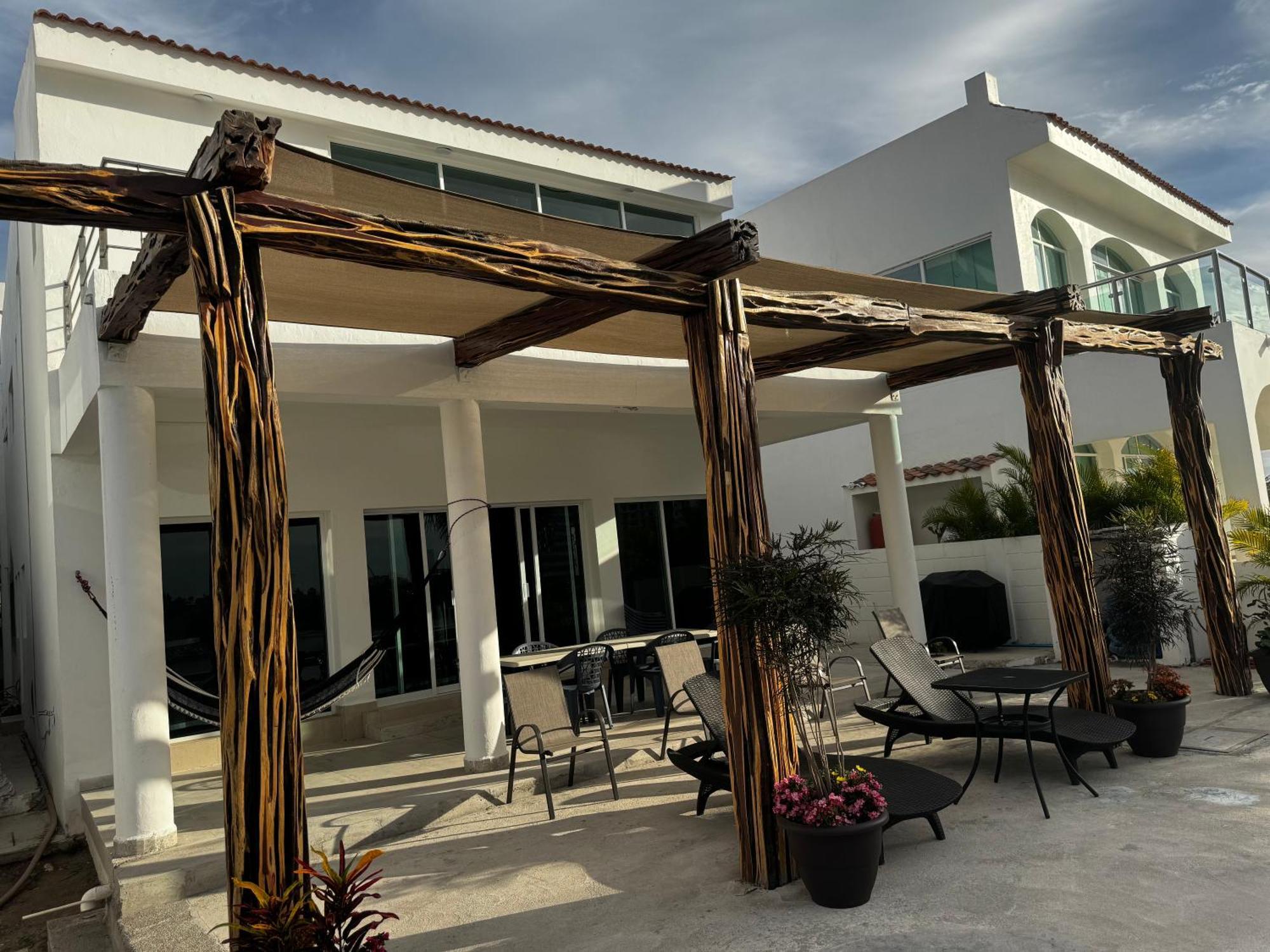 הוילה מזטלן Casa Isla Marina Vista Al Mar 20 Personas מראה חיצוני תמונה