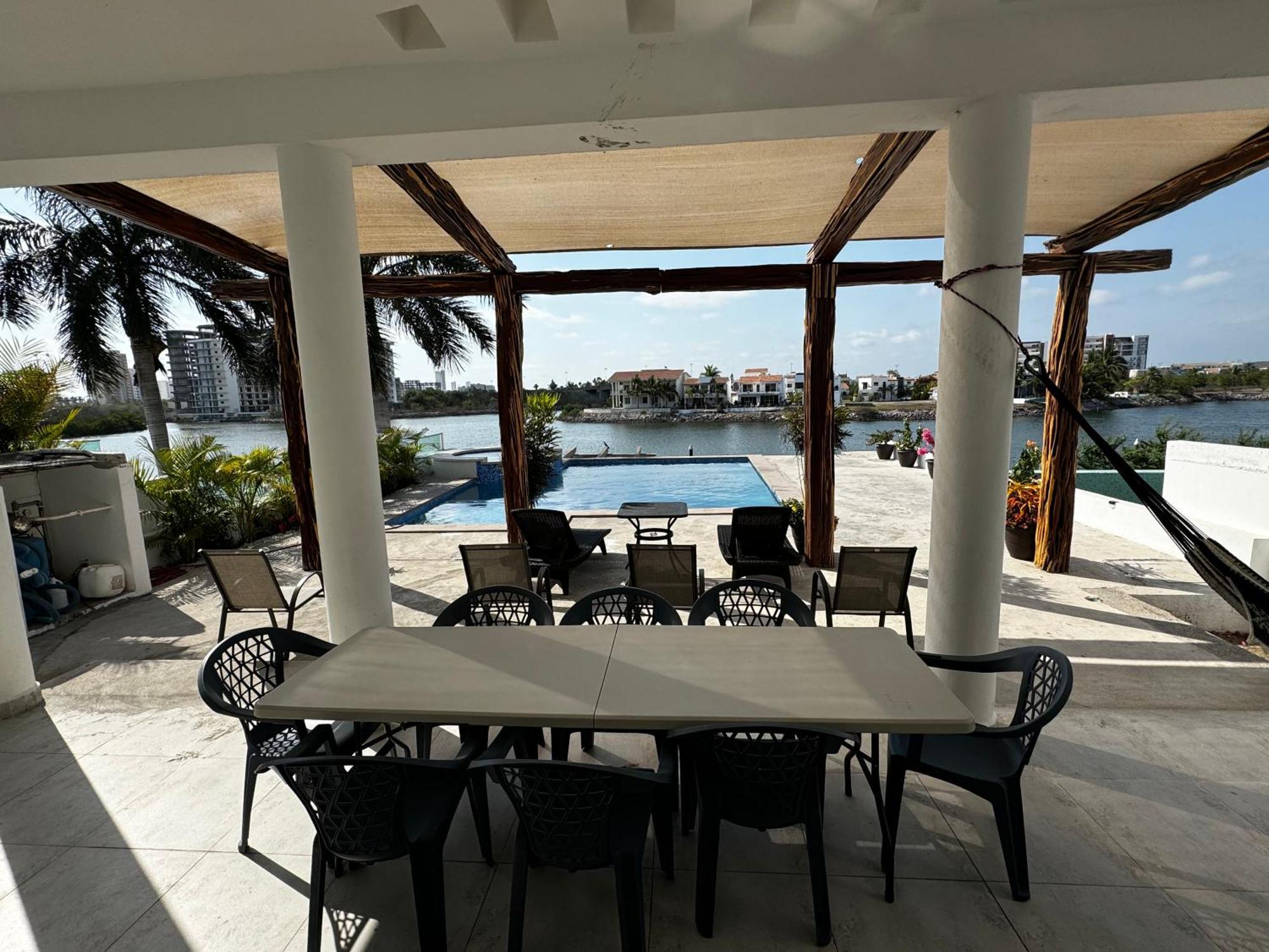הוילה מזטלן Casa Isla Marina Vista Al Mar 20 Personas מראה חיצוני תמונה