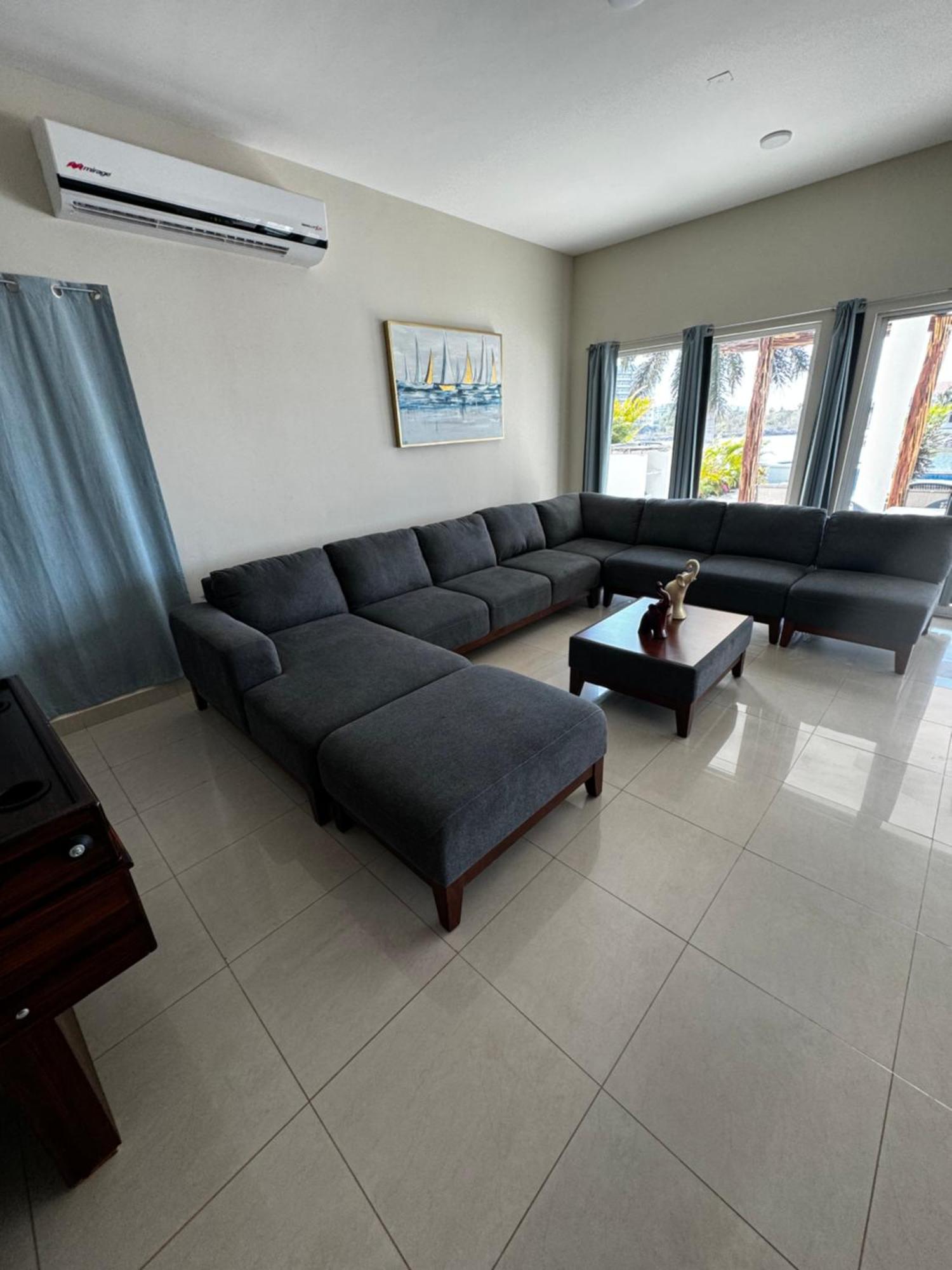הוילה מזטלן Casa Isla Marina Vista Al Mar 20 Personas מראה חיצוני תמונה